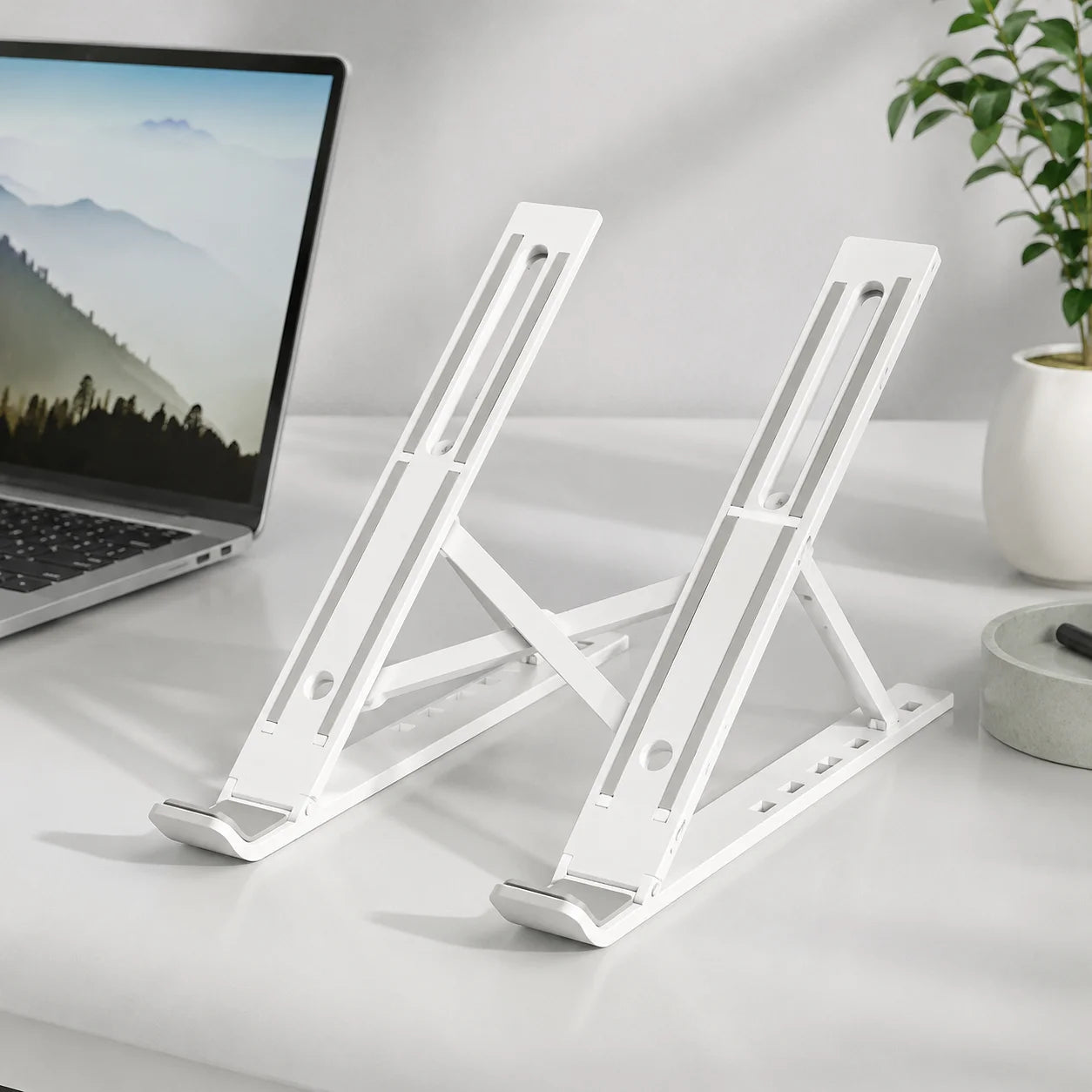 Portable Foldable Laptop Stand – 4-Level Adjustable Ergonomic Notebook Riser with Anti-Slip Design